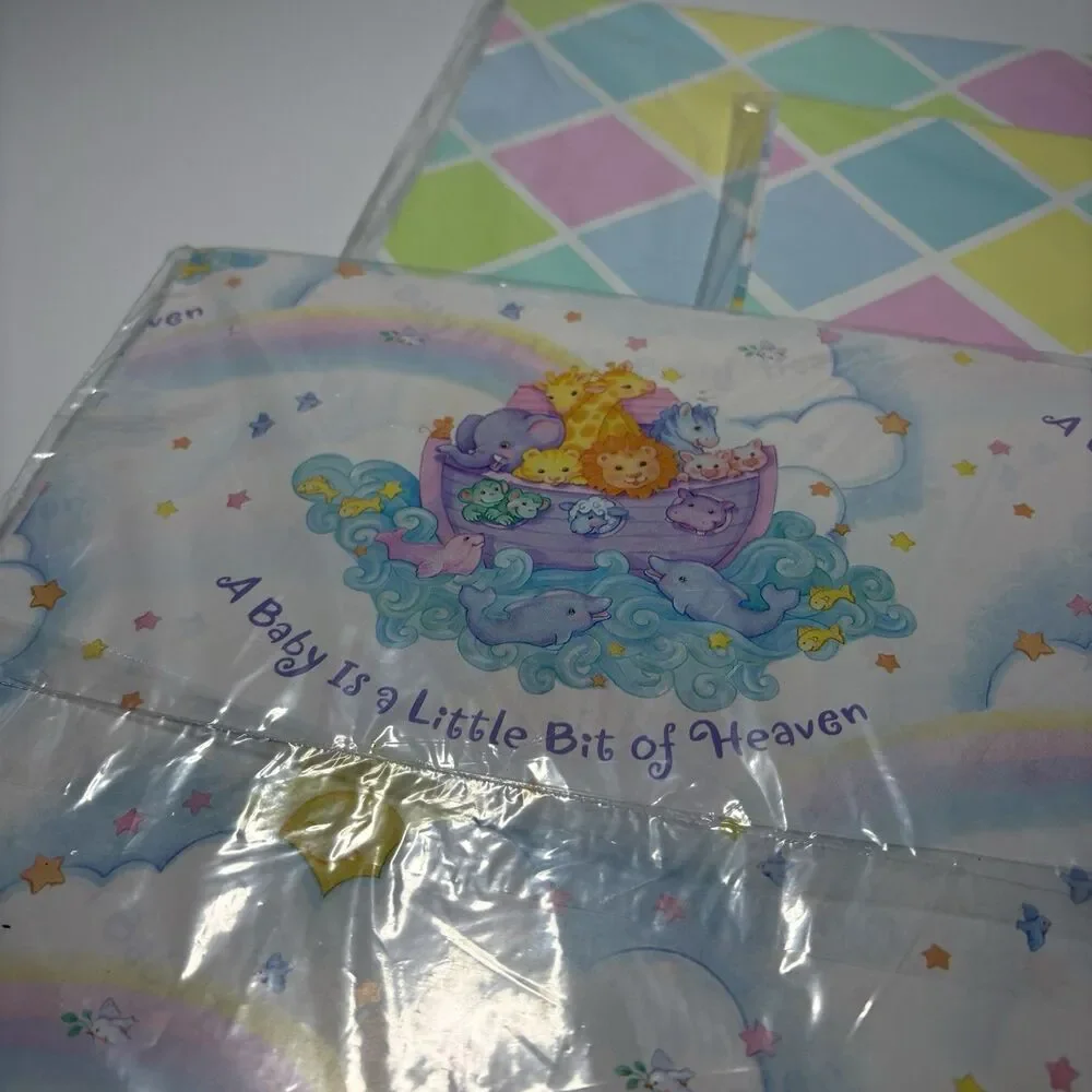Vintage HALLMARK Baby Shower/New Baby Gift Wrap Wrapping Paper Noah’s Ark Animal